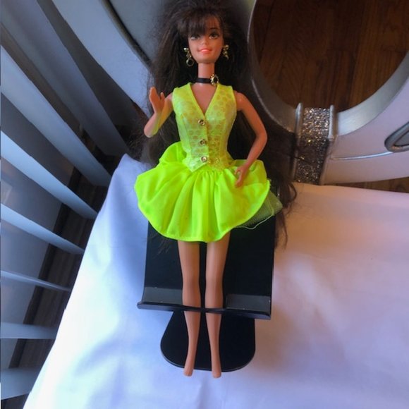 Barbie 1966- Cut and Style Brunette Doll, Vintage. - Picture 9 of 10